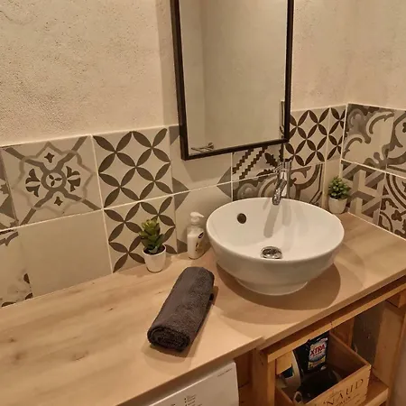 La Lavandiere Apartment Puimoisson